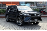 Hilux Preto 2024 - Toyota - Rio de Janeiro cód.39542