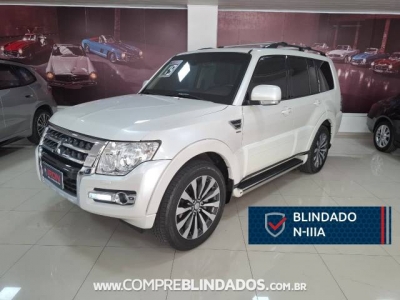 Pajero Full Branco 2019 - Mitsubishi - São Paulo cód.38128