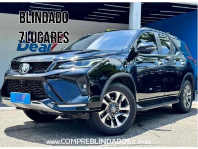 Hilux SW4 Preto 2024 - Toyota - Rio de Janeiro cód.38785