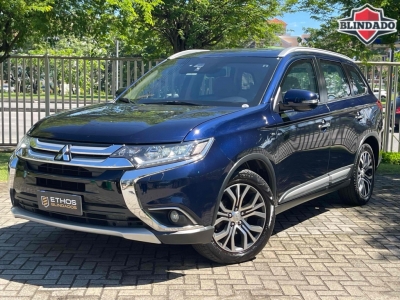 Outlander Azul 2018 - Mitsubishi - Rio de Janeiro cód.38625