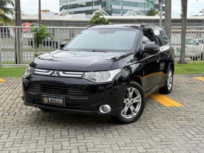 Outlander Preto 2014 - Mitsubishi - Rio de Janeiro cód.38703