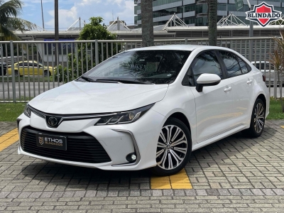 Corolla Branco 2023 - Toyota - Rio de Janeiro cód.38725