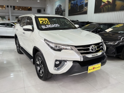 Hilux SW4 Branco 2020 - Toyota - São Paulo cód.39669