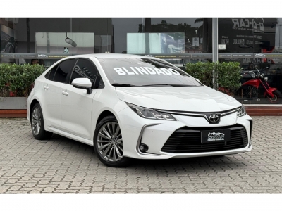 Corolla Branco 2023 - Toyota - Rio de Janeiro cód.39806