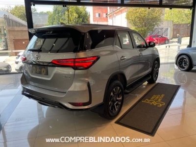 Hilux SW4 Prata 2024 - Toyota - São Paulo cód.38584