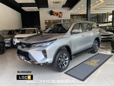 Hilux SW4 Prata 2024 - Toyota - São Paulo cód.39913